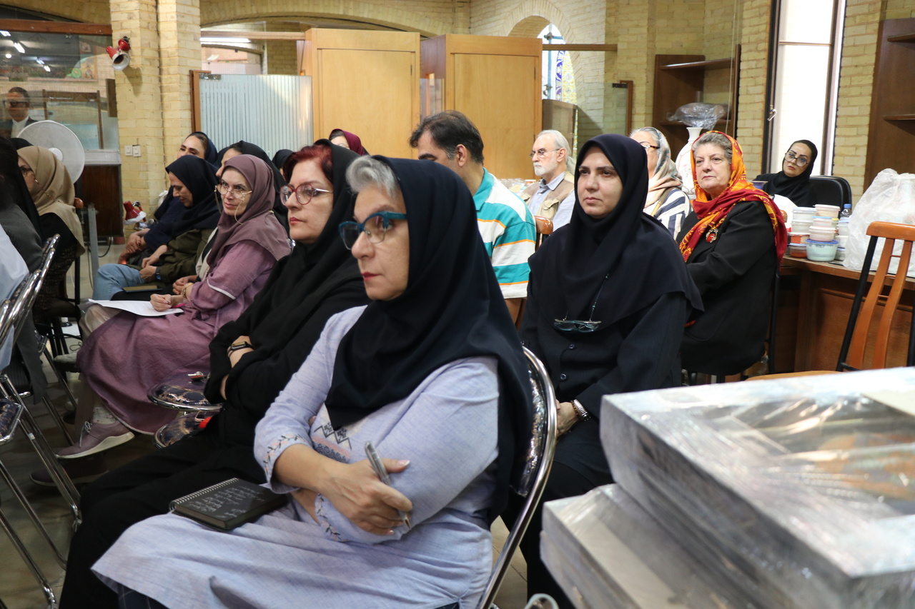 بانک اطلاعات هنرمندان هنرهای ملی؛ گامی برای شناسایی و پاسداشت سرمایههای فرهنگی کشور
