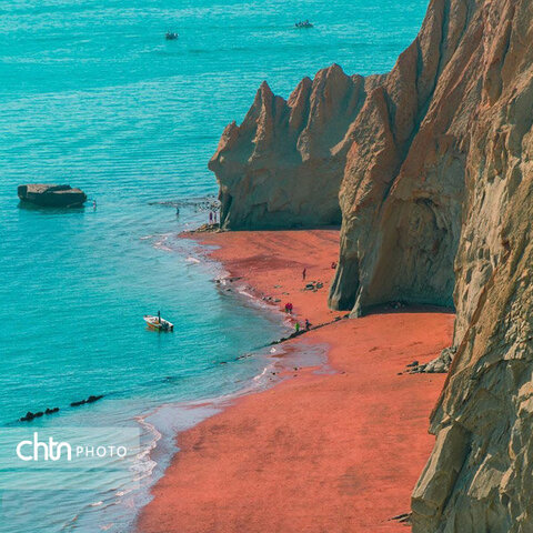 جزایر خلیج فارس؛ از مقصدهای پراکنده گردشگری تا شبکه‌ای از میراث طبیعی و تمدنی ایران