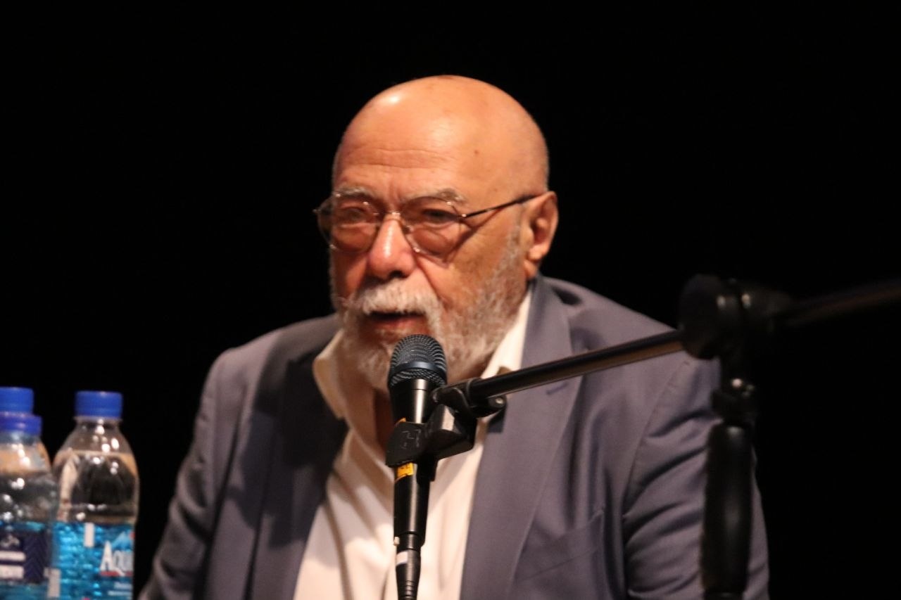 چرا کارگردانان حرفهای تئاتر کمکار شدهاند؟ از اقتصاد ناسالم و کمبود بودجه تا تئاتر بیمسئله و فقدان حمایت از گروههای مستقل
