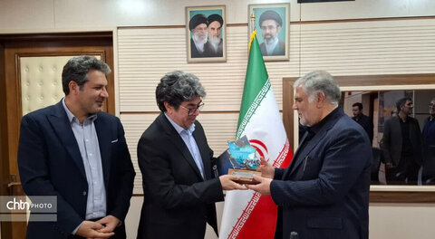 نشست مشترک شهرداری با میراث فرهنگی قم