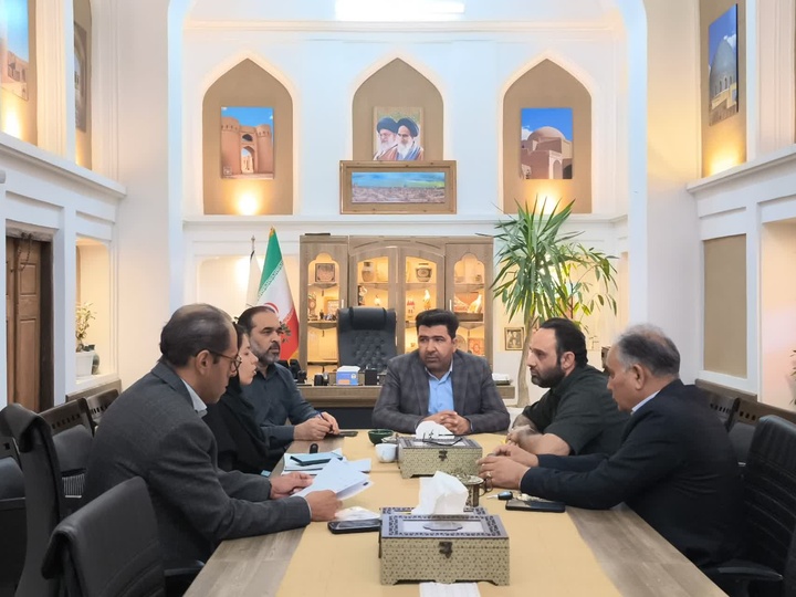 تولید محتوای دیجیتال و بهره‌گیری از هوش مصنوعی برای معرفی مفاخر اردکان