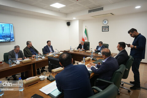 نشست وزیر میراث فرهنگی گردشگری و صنایع دستی با رئیس بانک مرکزی کشور