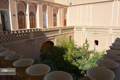 خانه تاریخی علومی یزد، بستری برای توسعه فعالیت‌های خلاقانه صنایع‌دستی و هنر