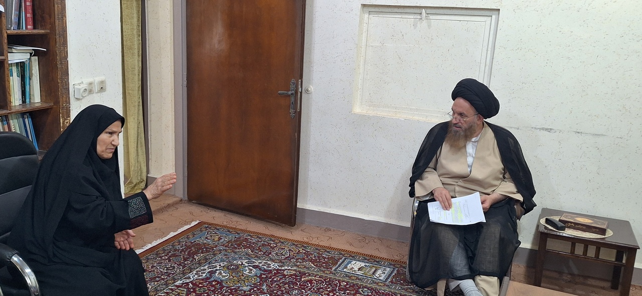 بررسی پرونده کشف اشیای تاریخی در دیدار نماینده مجلس خبرگان رهبری با مدیرکل میراث فرهنگی کهگیلویه و بویراحمد