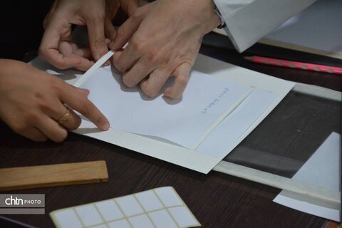 کارگاه آموزشی عملی حفاظت پیشگیرانه از آثار کاغذی تاریخی برگزار شد.