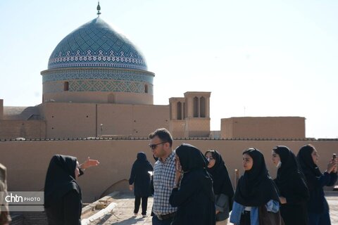 آغاز پویش مشارکتی پاکسازی بام و ناودان بناهای تاریخی یزد با هدف پیشگیری از آسیب‌های بارندگی