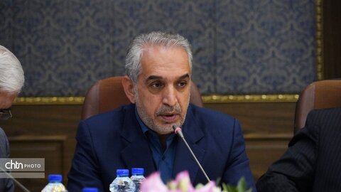 نشست کمیسیون فرهنگی مجلس شورای اسلامی با نخبگان و فعالان فرهنگی و اجتماعی استان همدان