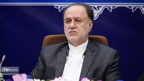 نشست کمیسیون فرهنگی مجلس شورای اسلامی با نخبگان و فعالان فرهنگی و اجتماعی استان همدان