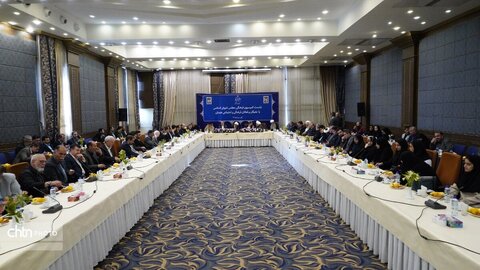 نشست کمیسیون فرهنگی مجلس شورای اسلامی با نخبگان و فعالان فرهنگی و اجتماعی استان همدان