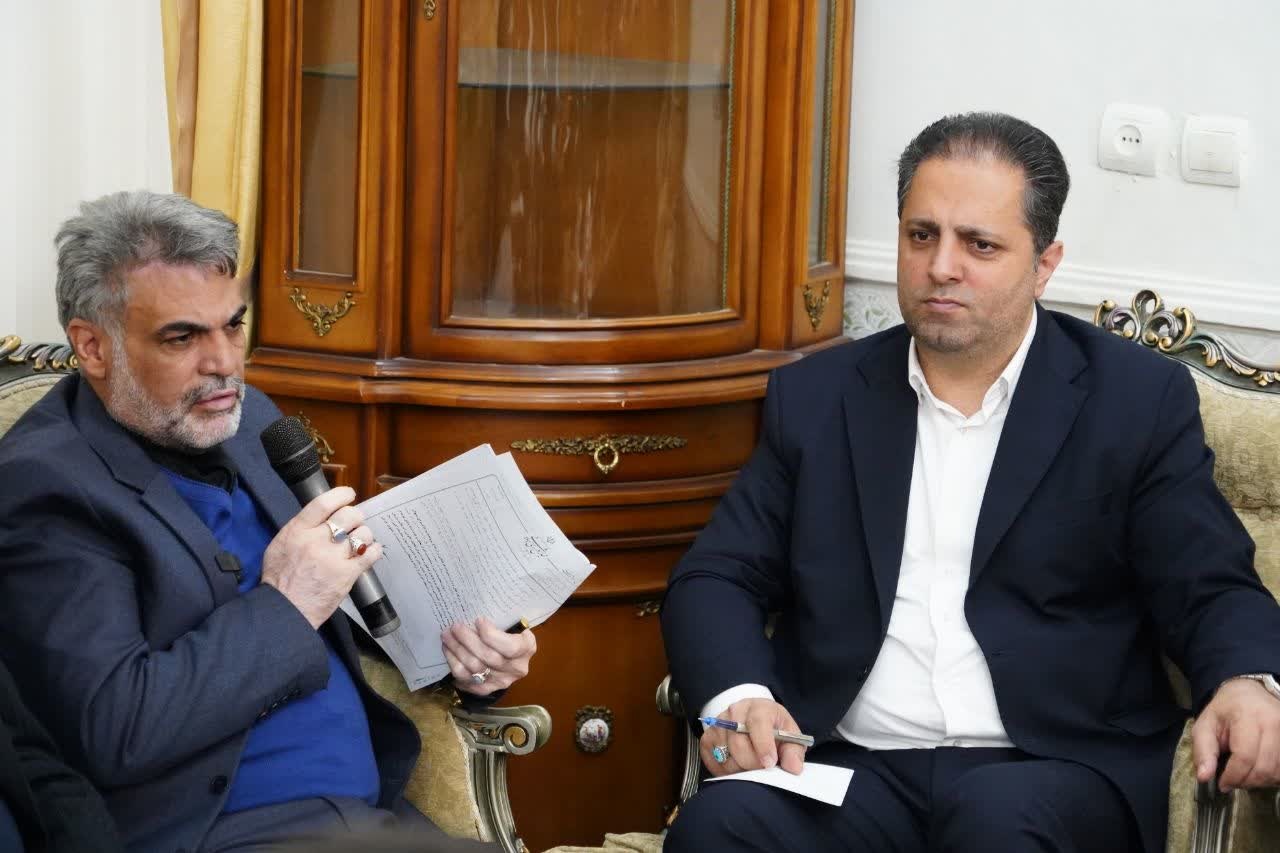 نشست کمیسیون فرهنگی مجلس در غار علیصدر/ موانع توسعه و سرمایه‌گذاری بررسی شد
