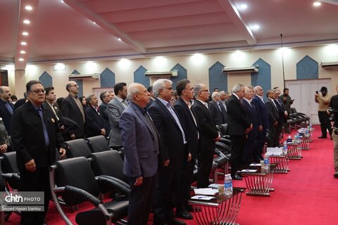آیین رونمایی از گواهینامه ثبت جشنواره بین‌المللی روز ملی زعفران در تقویم رویدادهای گردشگری کشور که همزمان با همایش روز ملی زعفران برگزار شد