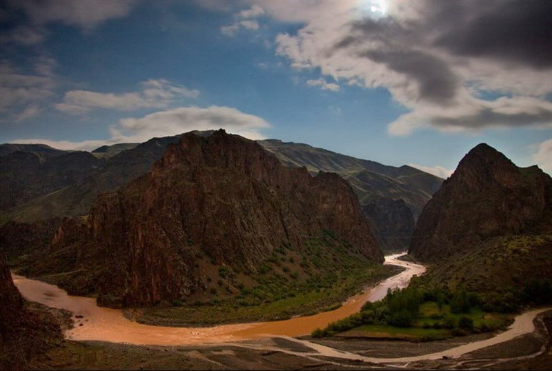 طبیعت رودخانه قزل‌اوزن در اردبیل