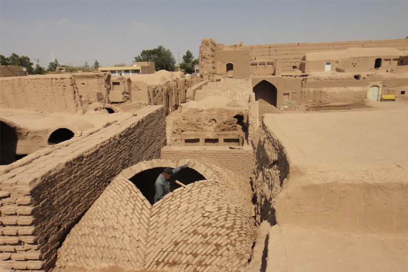 آغاز مرمت قلعه روستای ابراهیم‌آباد رستاق\t