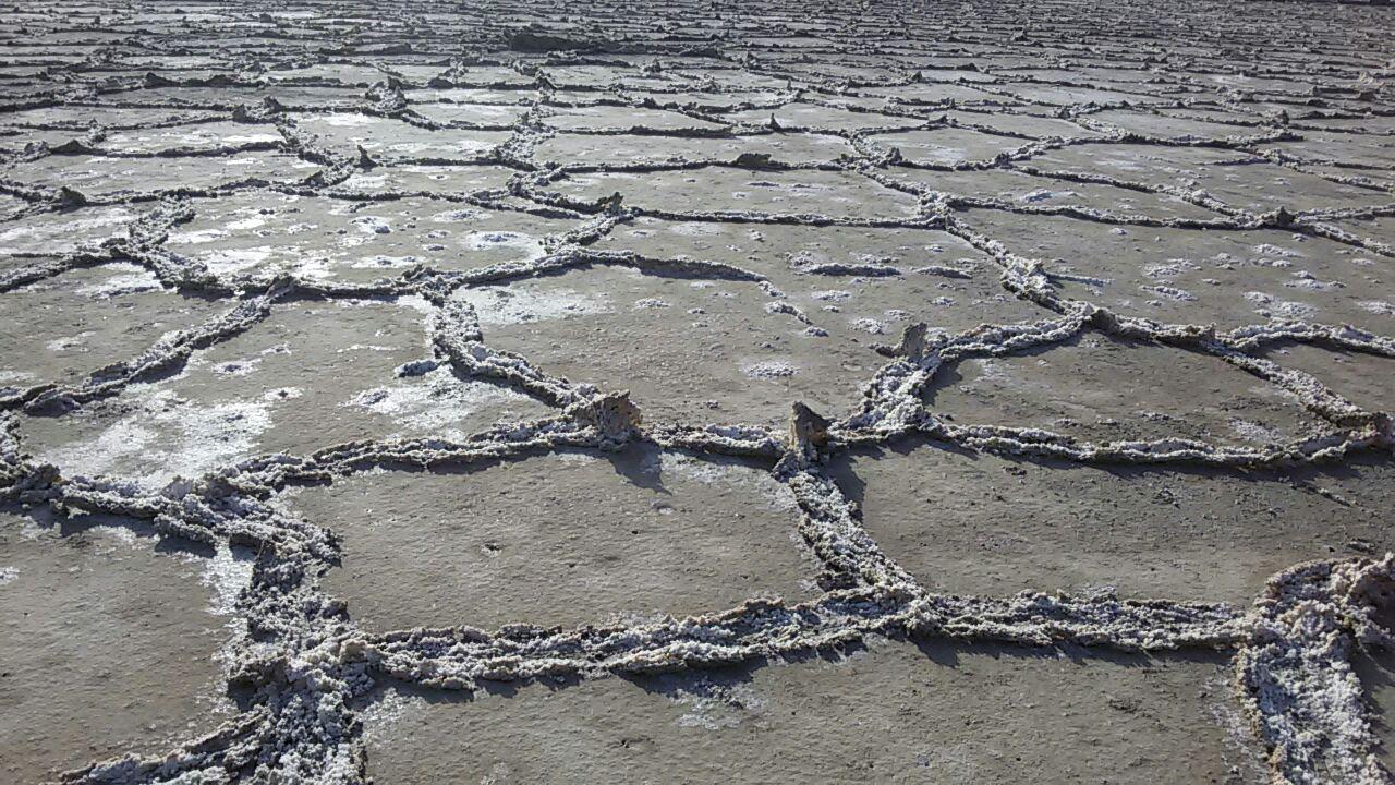 دریاچه نمک خارا در اصفهان