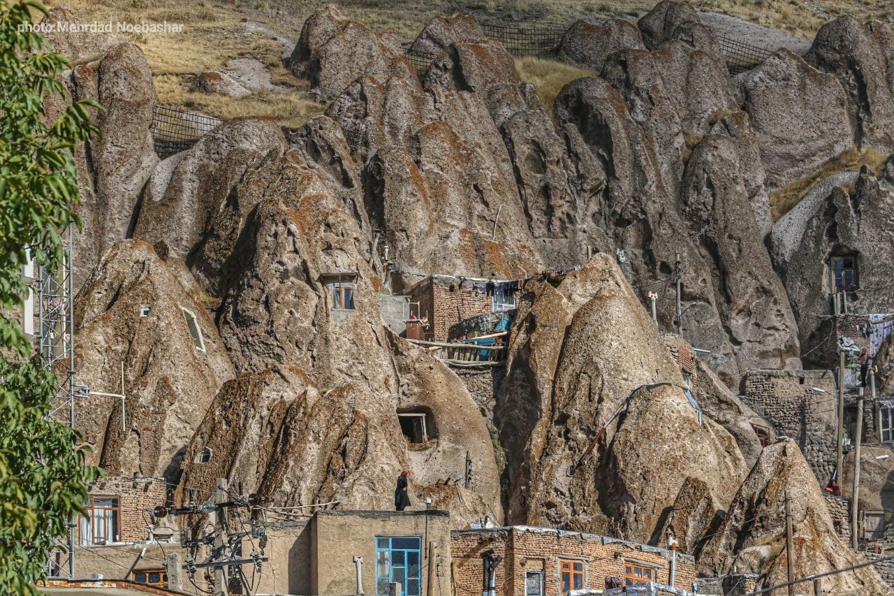 ممنوعیت ورود گردشگران به روستای تاریخی کندوان