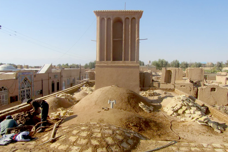 مرمت مسجد تاریخی سرحوض با مشارکت دوستداران میراث‌فرهنگی اشکذر 