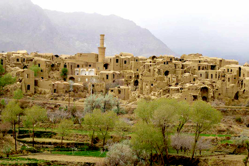 تبدیل روستا به شهر ساختار تاریخی یزد را تغییر می‌دهد