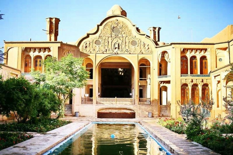 تعطیلی بناهای تاریخی اصفهان از روز اول آذرماه