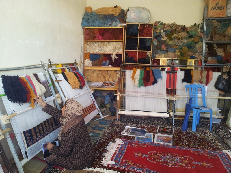 صدور 4 مجوز تأسیس کارگاه صنایع‌دستی در چرداول