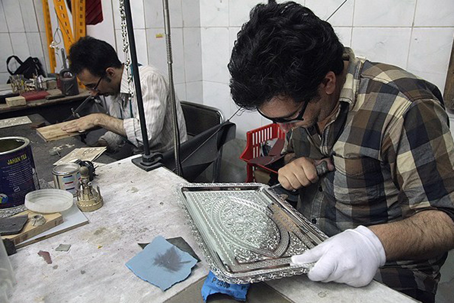 هنر حکاکی روی نقره در تبریز