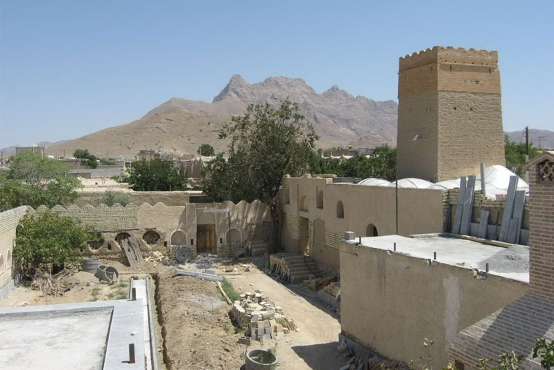 آغاز مرحله دوم مرمت قلعه تاریخی طاهری در شهرستان دهاقان