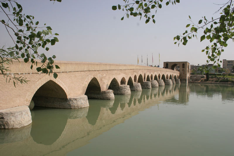محدوده پل تاریخی «شهرستان» می‌تواند به محور گردشگری اصفهان تبدیل شود