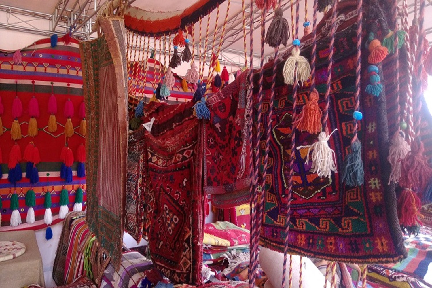 نمایشگاه مجازی عکس صنایع‌دستی و تولید ملی در دماوند برگزار می‌شود