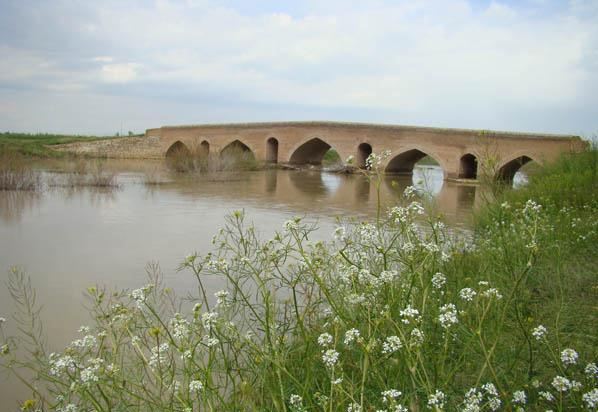 پل تاریخی ظرفیت بالقوه توسعۀ گردشگری در روستای کوریجان است 