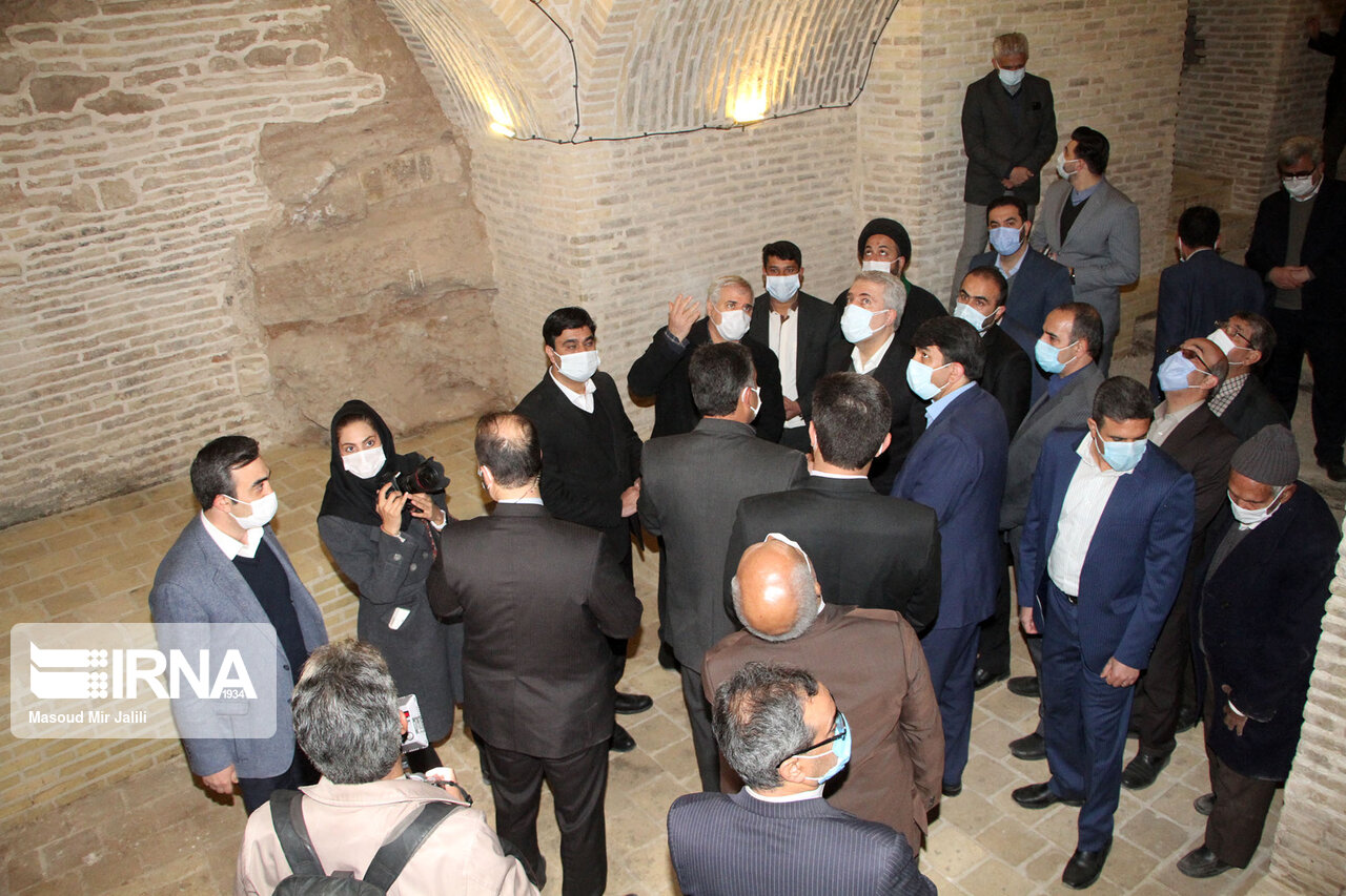 دکتر مونسان گرمخانه مسجد جامع کبیر یزد را افتتاح کرد