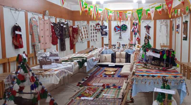 نمایشگاه صنایع‌دستی شهرستان لردگان گشایش یافت