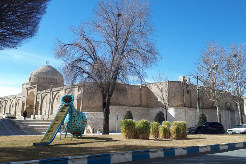 پایان عملیات مرمت بدنه ضلع شمالی مسجد جامع گلپایگان