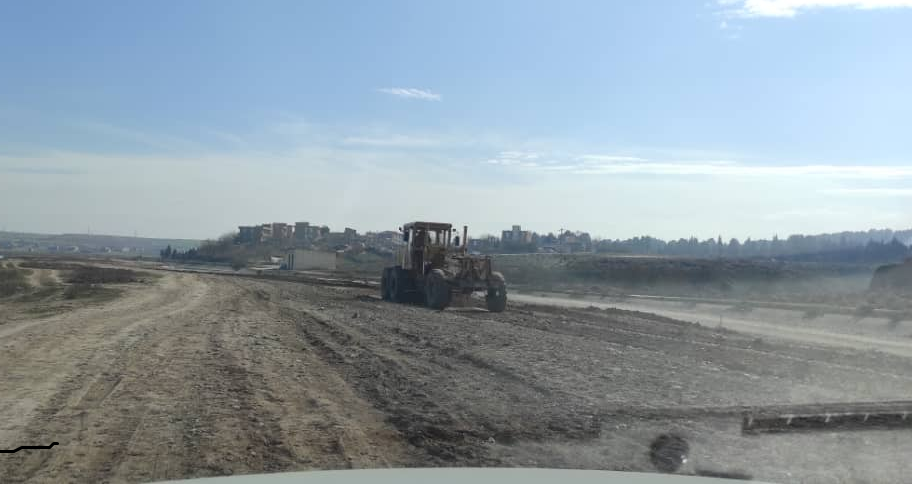 آغاز عملیات اجرایی پروژه احداث جاده دور دریاچه شهرک شهید غفاری پارس‌آباد