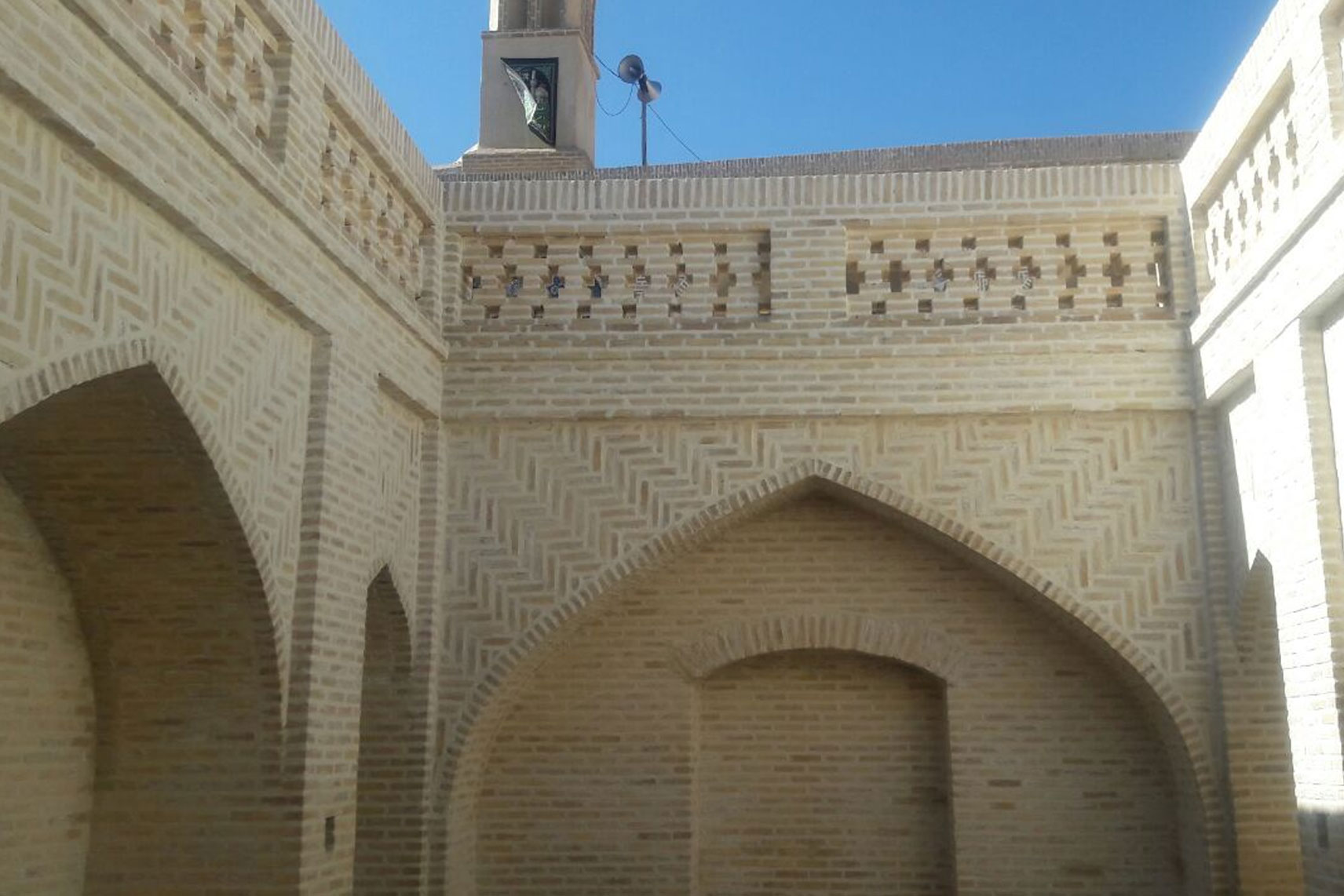 اتمام عملیات مرمت حوض و رختشویخانه تاریخی محله محمدیه نائین