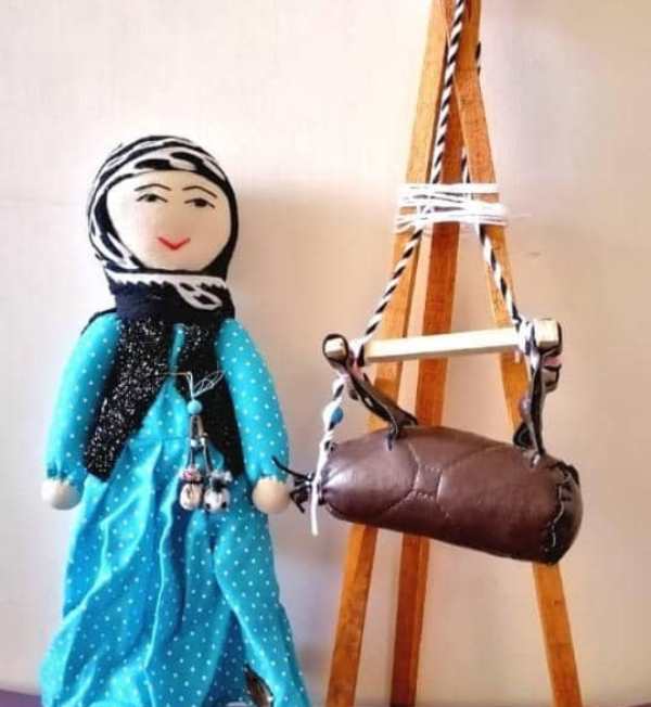 کسب مقام اول صنعتگر مهرانی در جشنواره عروسک‌های اقوام ایرانی