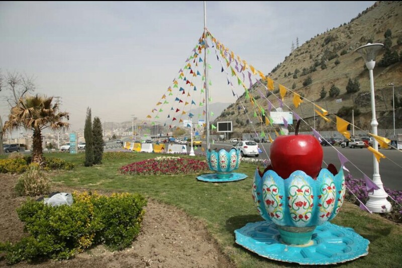 نصب المان‌ها‌ی ‌نو‌ر‌وز‌ی در البرز هم‌زمان با آغاز بهار 