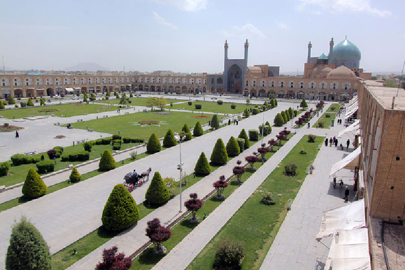 تعطیلی بناهای تاریخی و جاذبه‌های گردشگری اصفهان