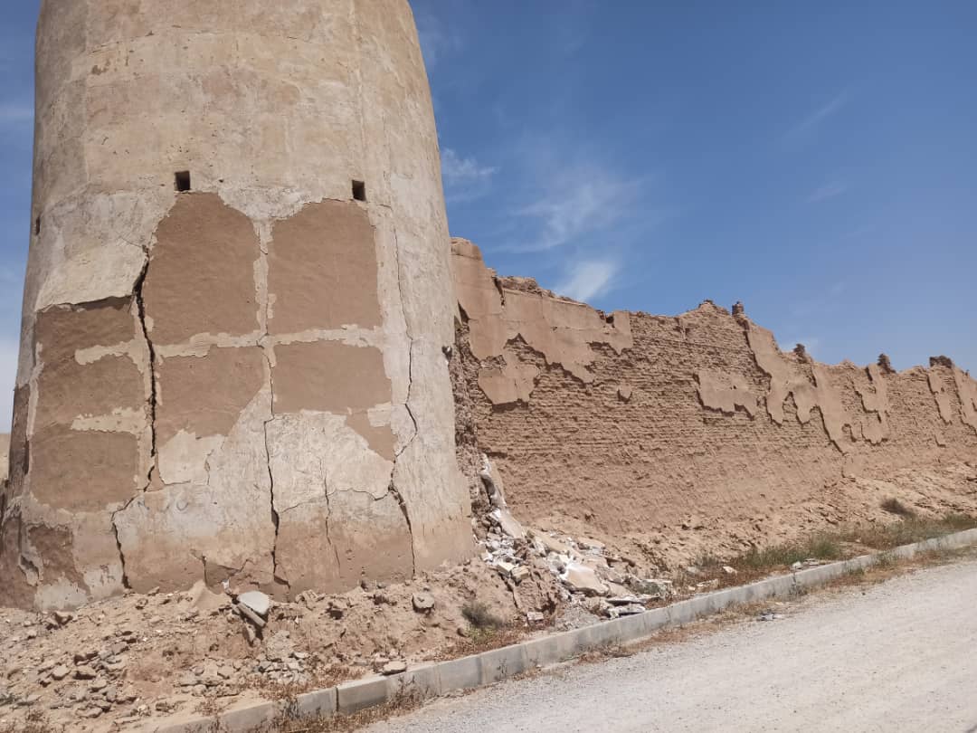 آسیب جزئی زمین‌لرزه به برخی از آثار استان تاریخی بوشهر