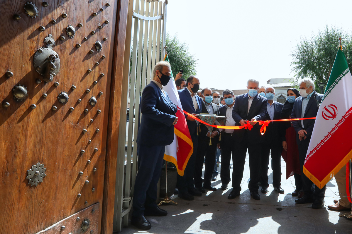 آیین احیا و بازگشایی ورودی باب عالی کاخ گلستان با حضور دکتر مونسان