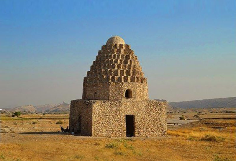 گنبد لیشتر بنایی سلجوقی درگچساران