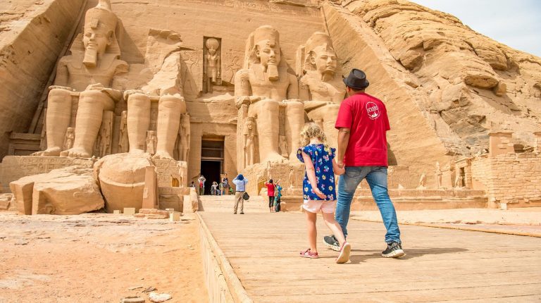 خیز مصر برای کسب درآمد 6 تا 9 میلیارد دلاری از گردشگری در سال 2021