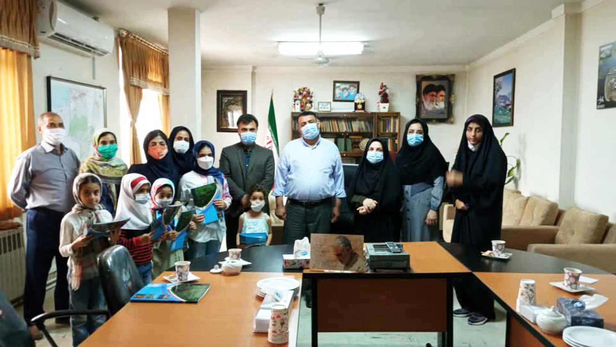 اهدای گواهی آموزشی صنایع‌دستی به کودکان در استان گلستان