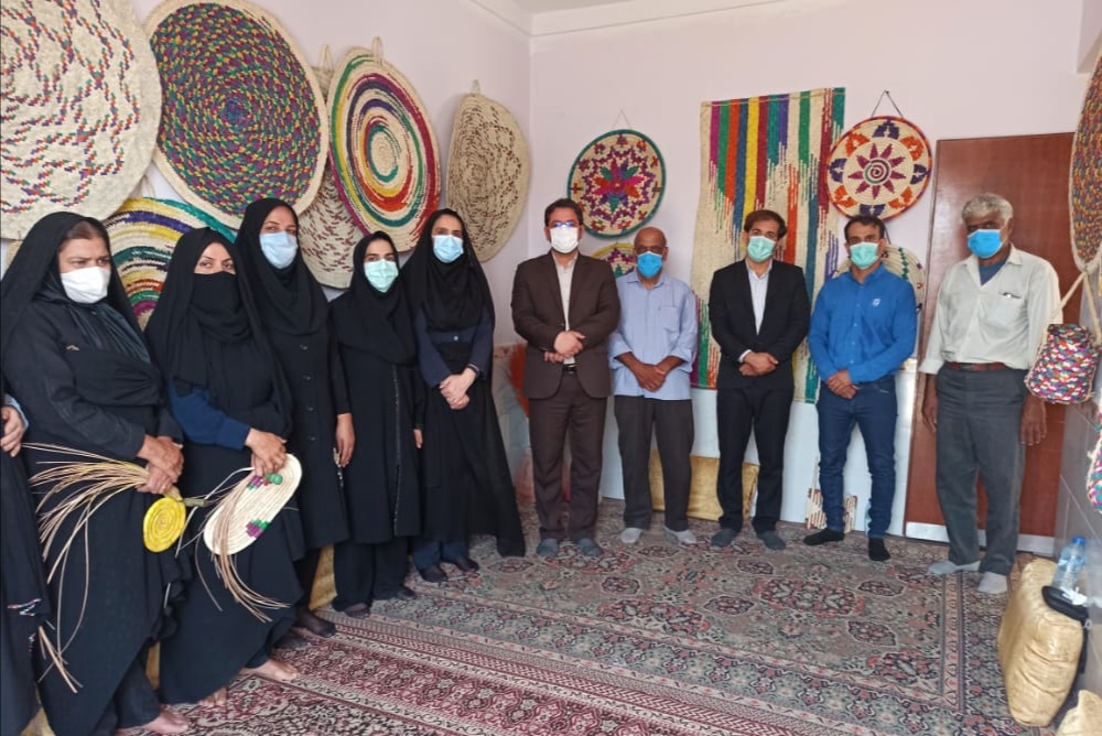 افتتاح یک کارگاه صنایع‌دستی در آبپخش بوشهر