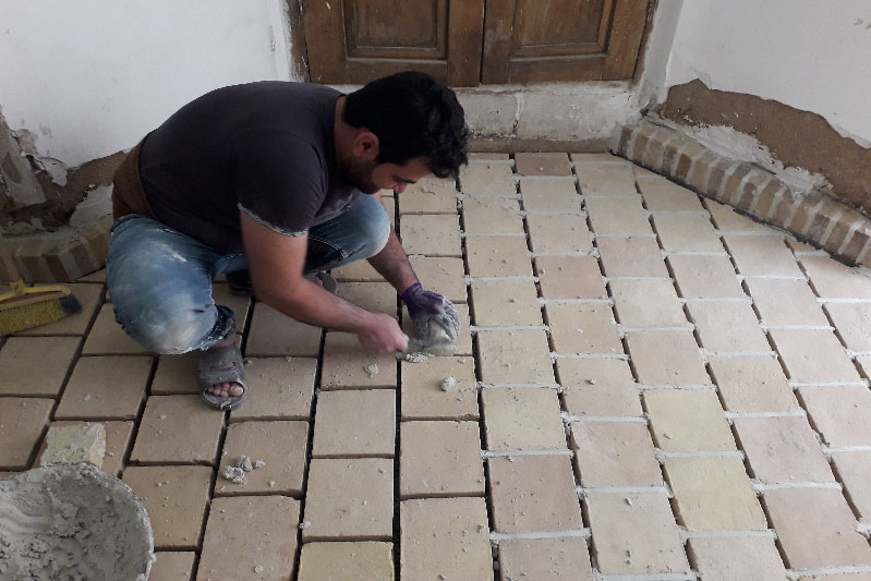 پایان عملیات مرمت دیوارهای خانه تاریخی بروجردی‌های کاشان