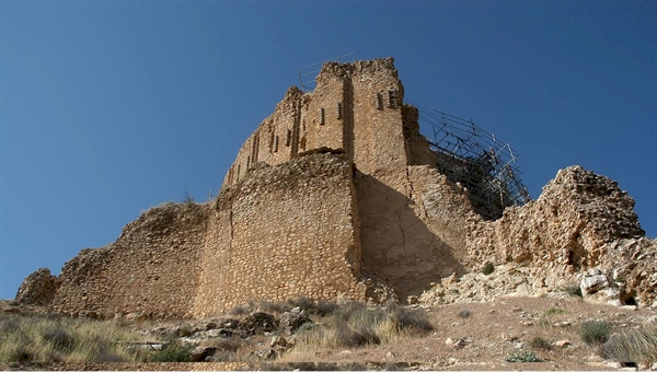 مرمت بخش‌هایی از بنای تاریخی میراث جهانی قلعه دختر فیروزآباد آغاز شد