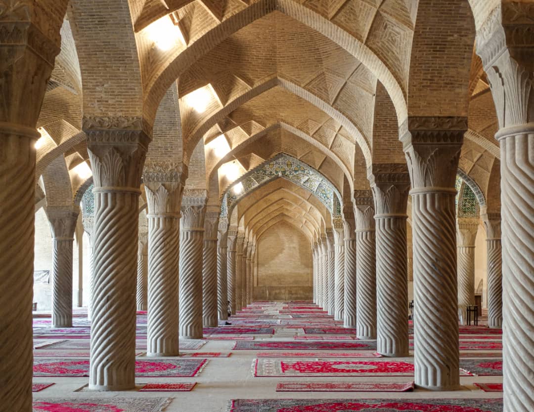 میزبانی مسجد تاریخی وکیل شیراز از کنگره جهانی شعر اهل‌بیت (ع)