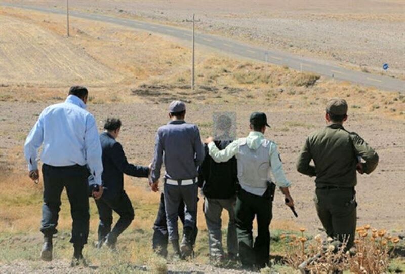 دستگیری دو حفار غیرمجاز اشیای تاریخی در جیرفت