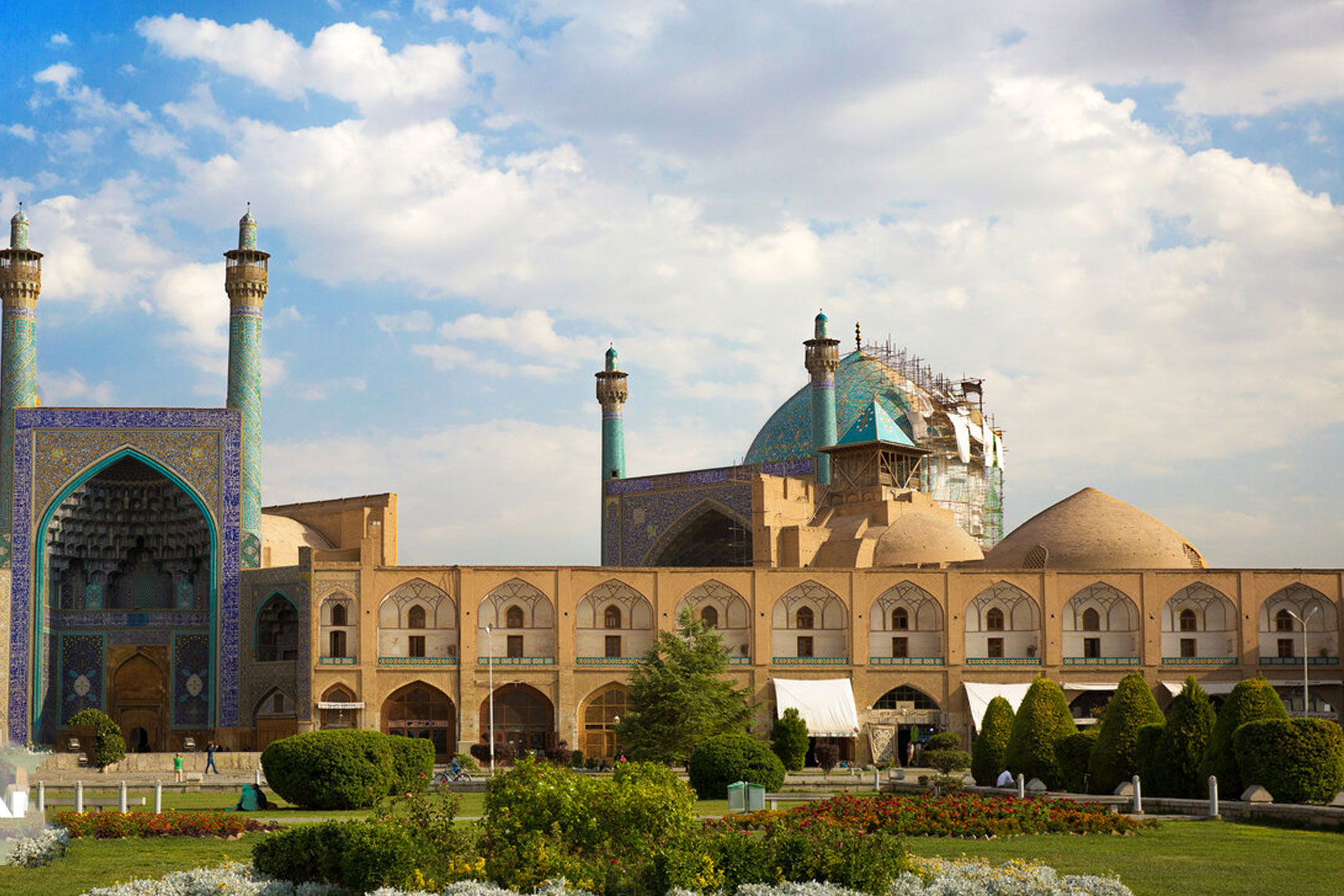 اتمام عملیات مرمت گنبد مسجد امام (ره) اصفهان تا پایان سال 1400
