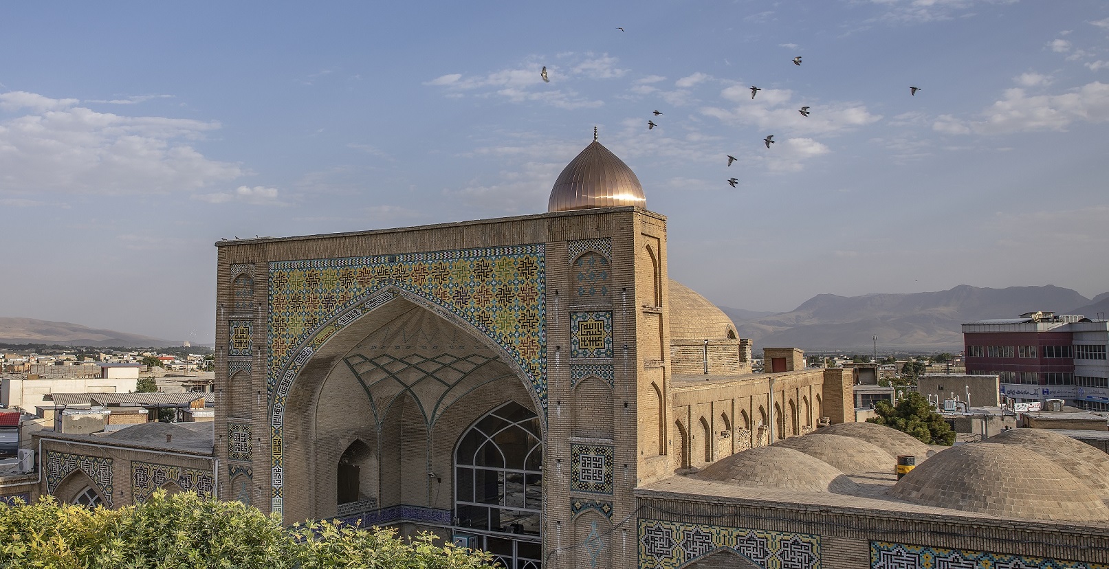 مسجد امام بروجرد، شاهکار معماری اسلامی