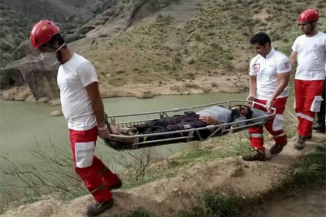 نجات گردشگر‌ آسیب‌دیده در ارتفا‌عا‌ت مو‌رود جاده کرج - چالوس