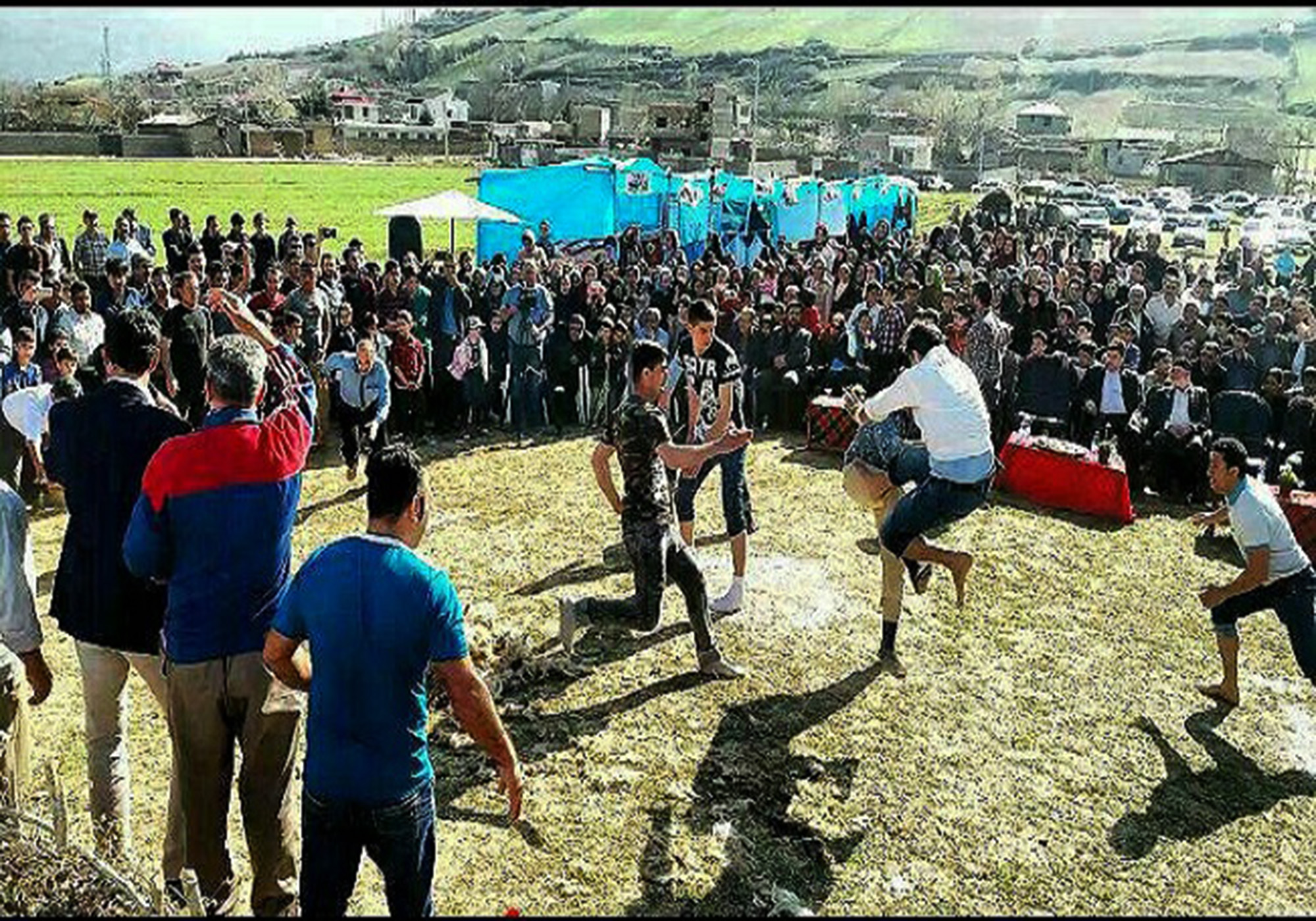 «دوفر» بازی محلی در روستای تاریخی فارسیان گلستان